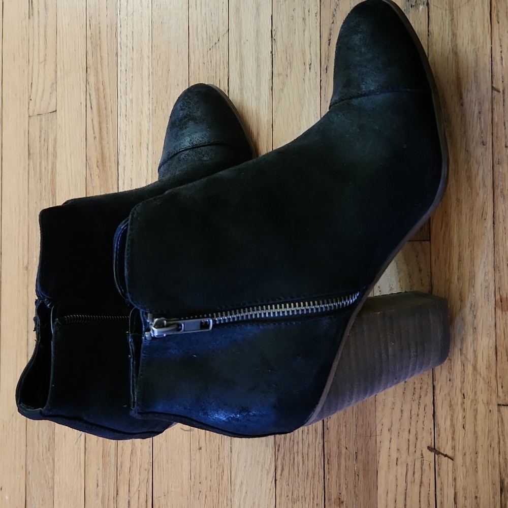 Women's booties